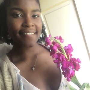 Meet your Posher, Megan